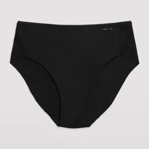 Mutandina contenitive con finiture nere invisibili