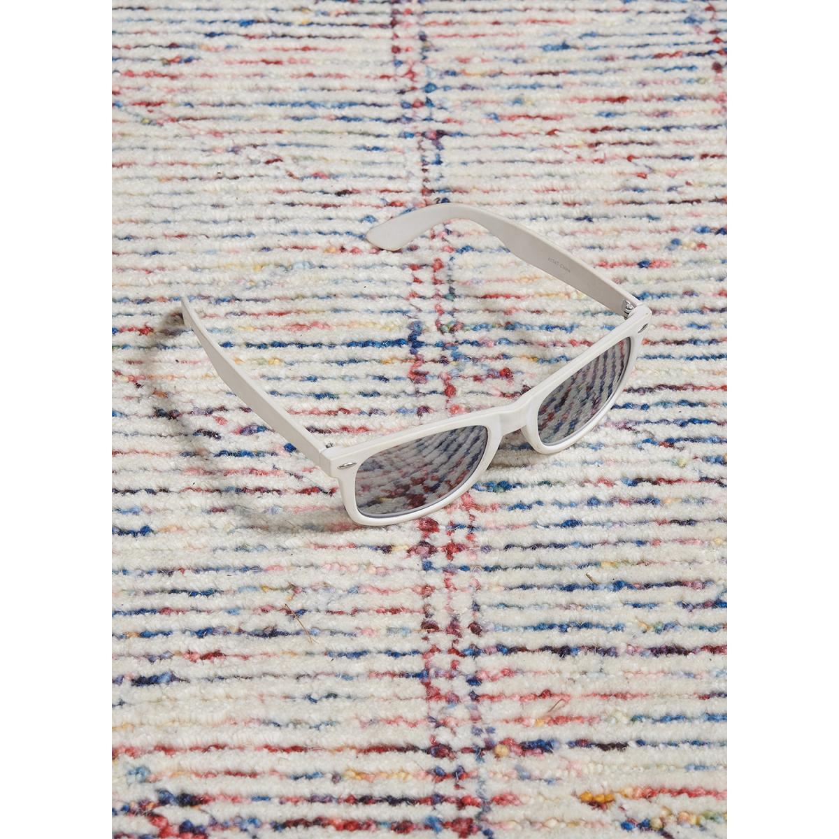 Tapis salon et chambre fait à la main en laine motif faux uni VIGU