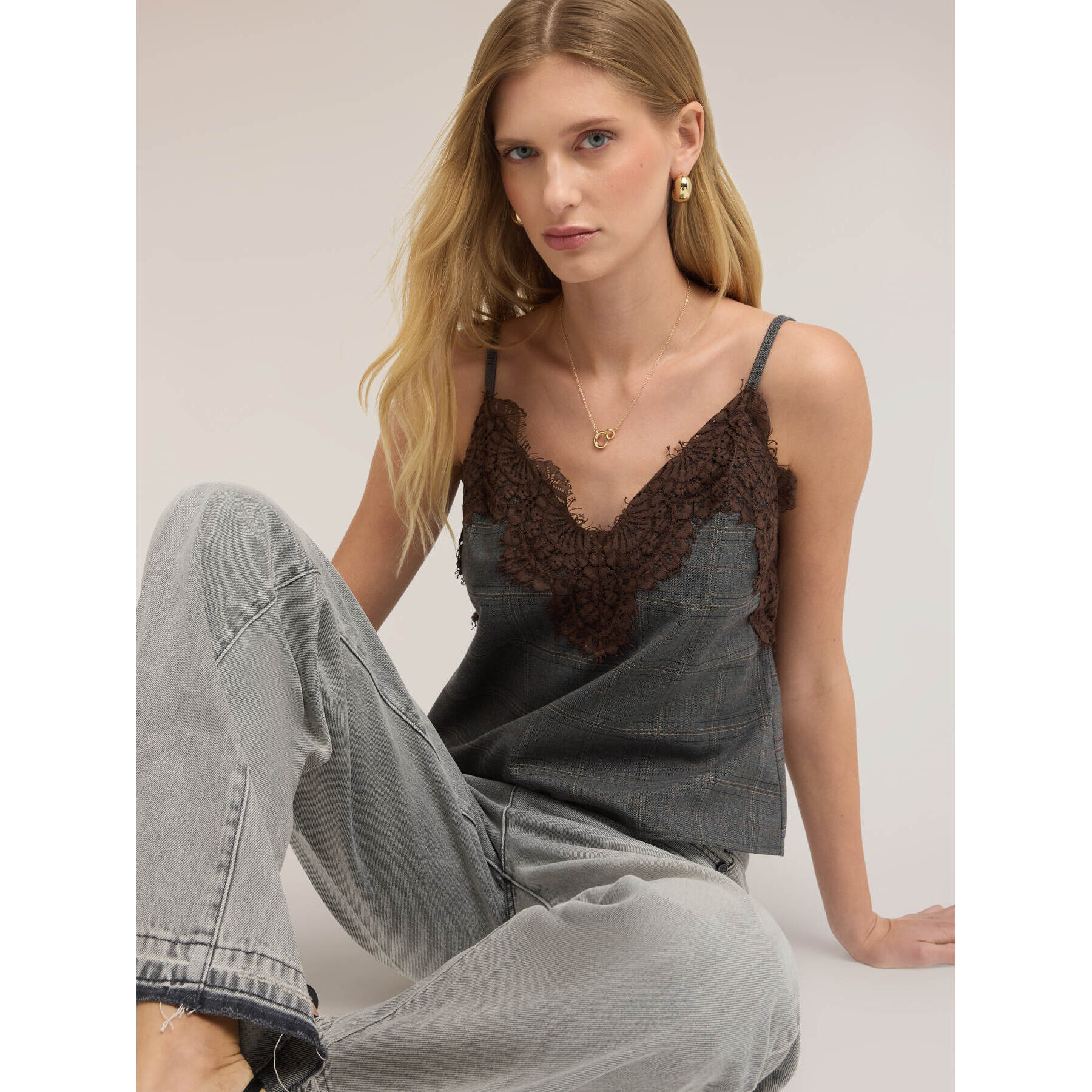 Motivi - Top a quadri con inserto in pizzo - Grigio