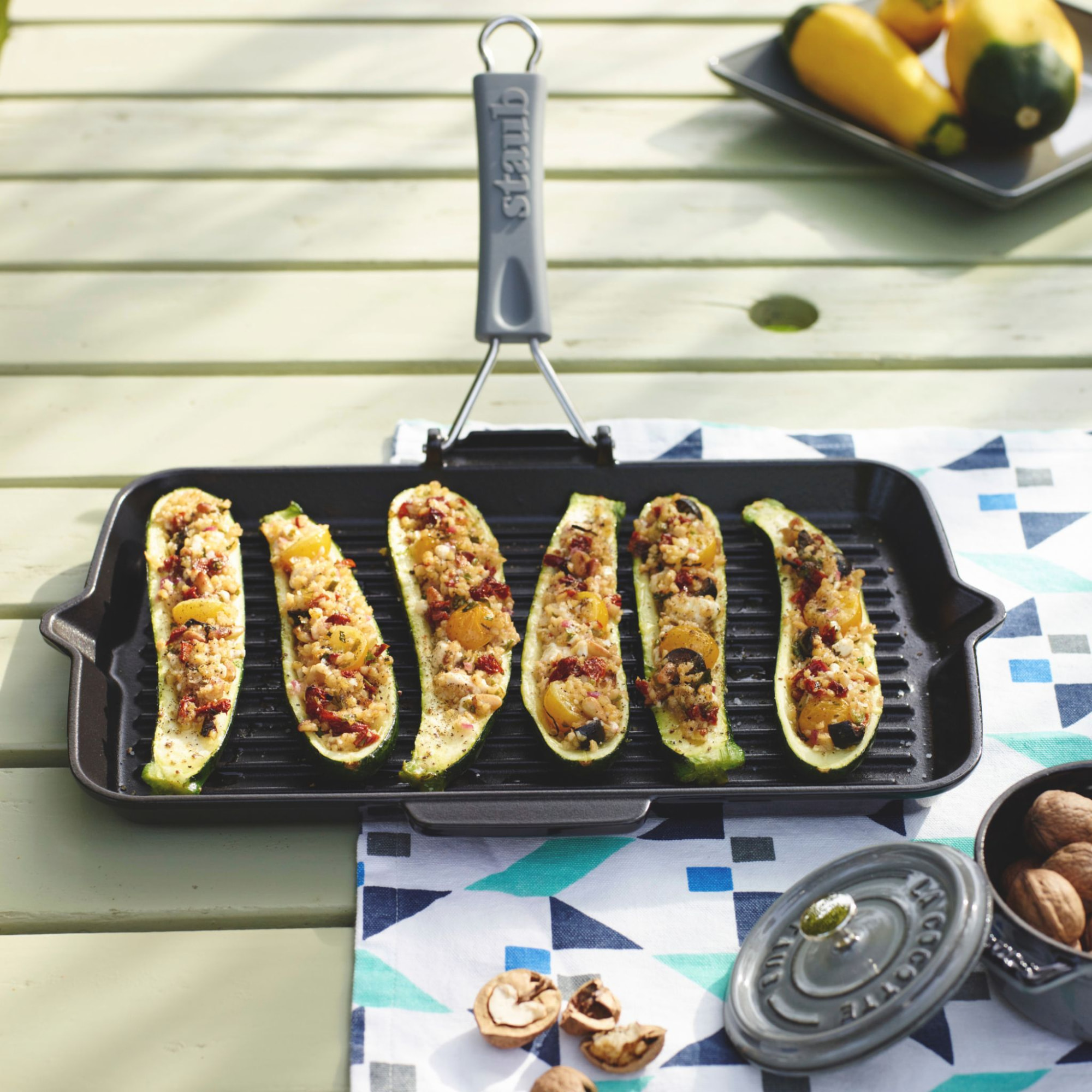 Gril en Fonte Staub, Rectangulaire, 34x21 cm, manche silicone, Noir Mat