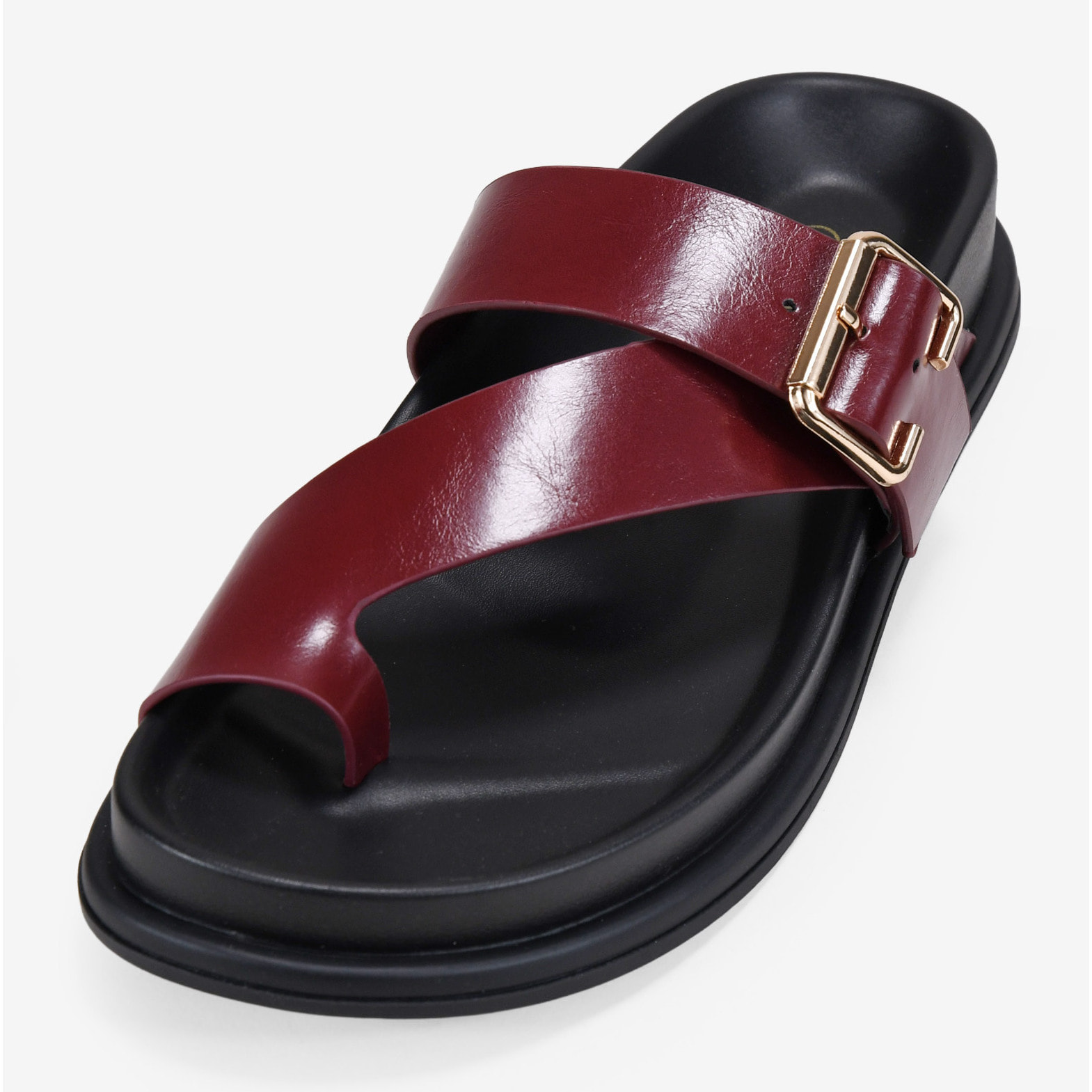 Sandalias de dedo burdeos con hebilla