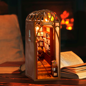 Librería Enciclopedia. Book Nook realista con gran detalle, cubierta y luces led.