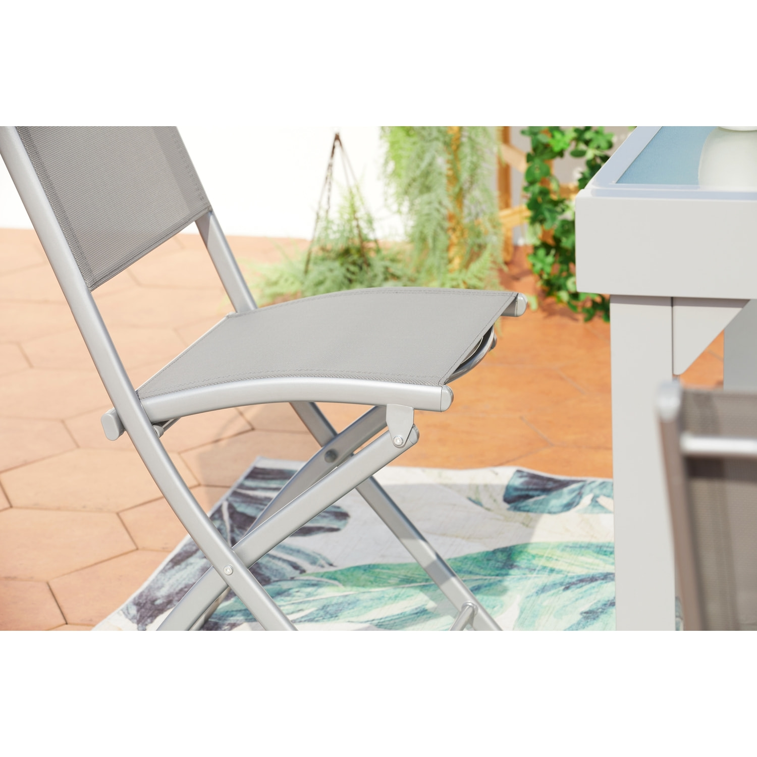 Table de jardin extensible 8 places et 8 chaises SACRAMENTO