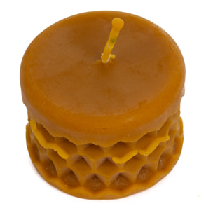 Vela de miel, de cera de abeja natural, diseño de panal. 3.5 Horas de duración.