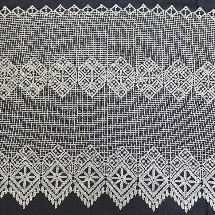 Brise bise en macramé au style graphique - Ecru