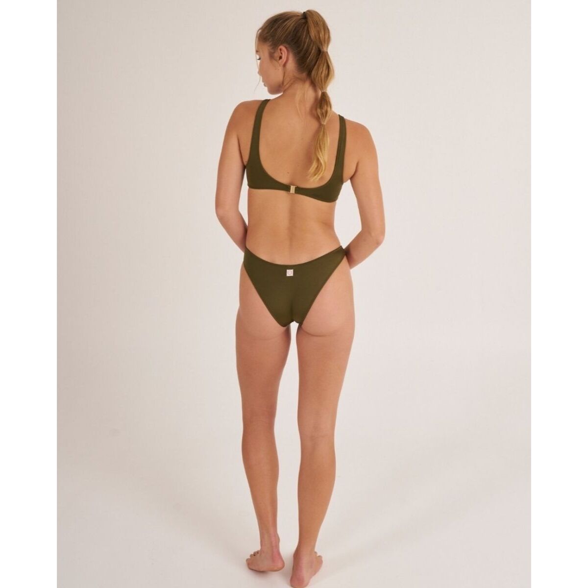 Olivia Bottom Ring
