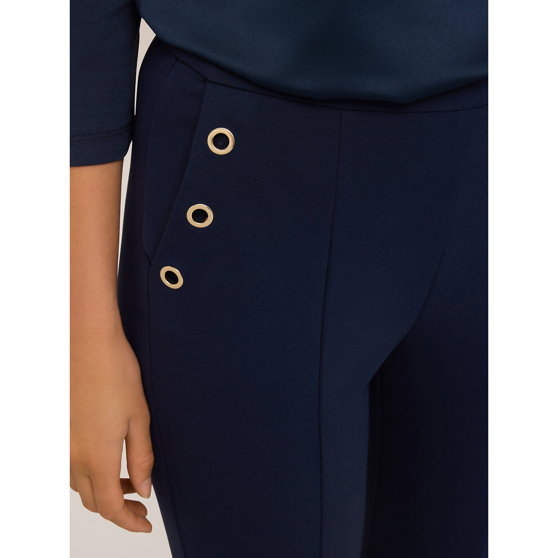 Motivi - Pantaloni regular con motivo occhielli - Blu