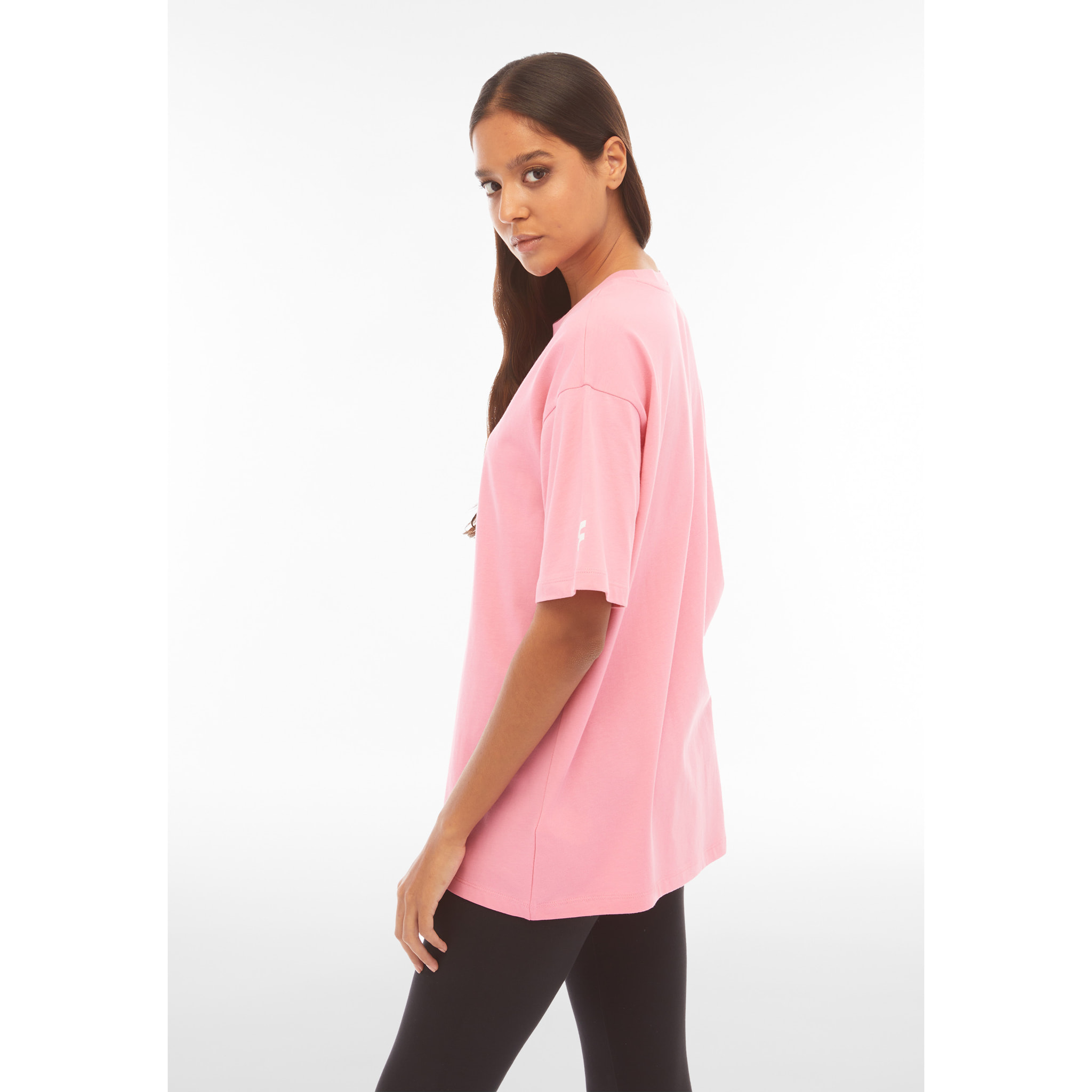 T-shirt donna comfort fit in jersey con scritta sul fondo