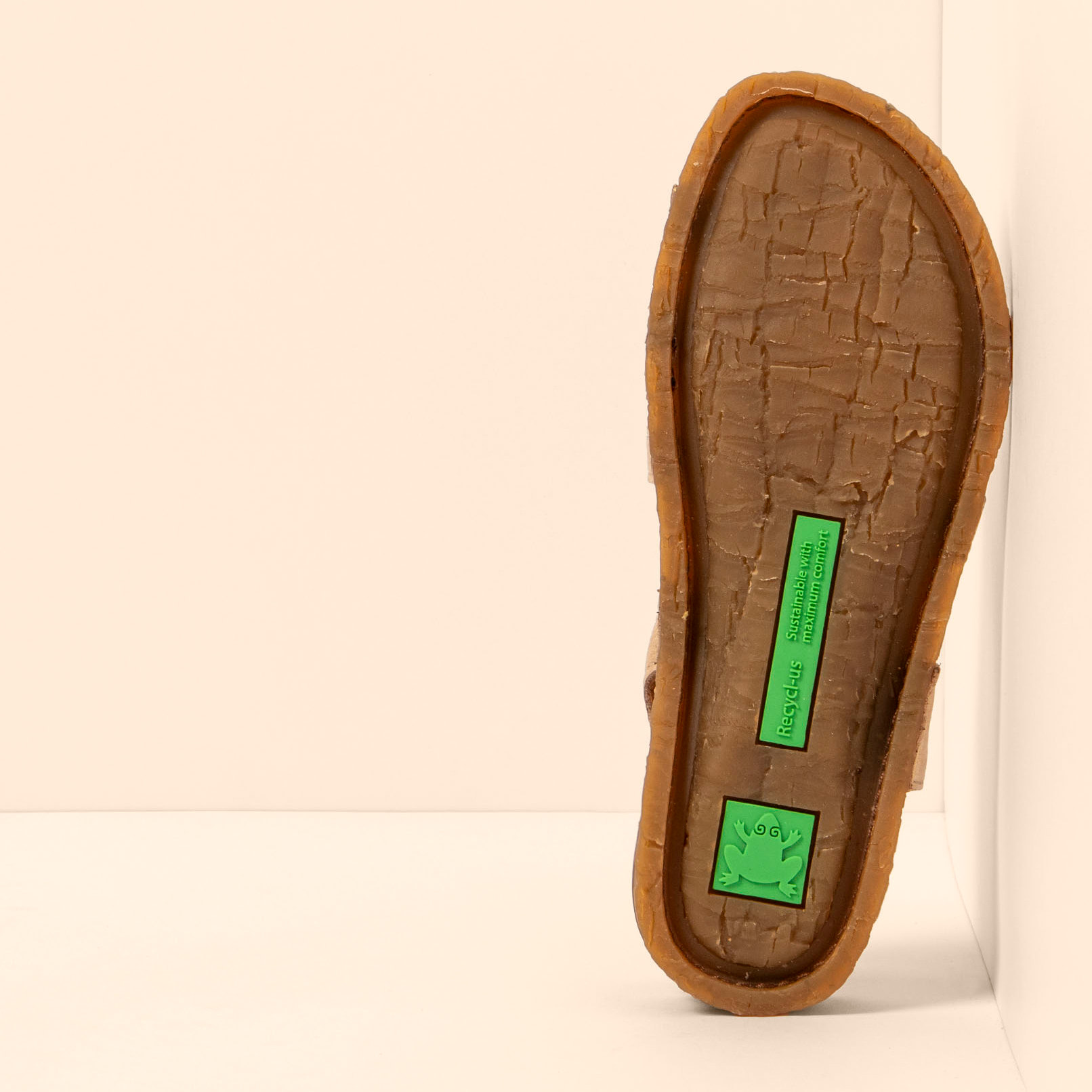 Sandalias N5811 NOBUCK LAVADO CREAM/PANGLAO color Cream