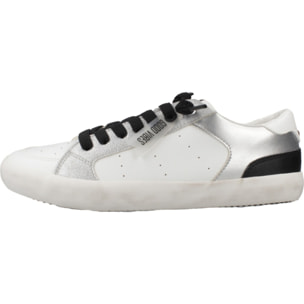 Zapatillas Niña de la marca GEOX  modelo J GISLI GIRL A BLANCO