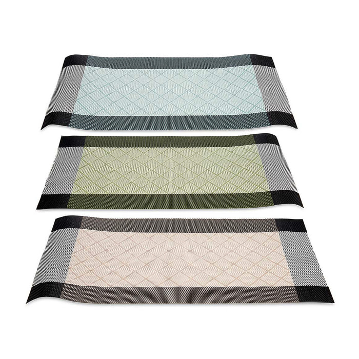 Set di 3 sottobicchieri 30x45 cm. Colori assortiti.