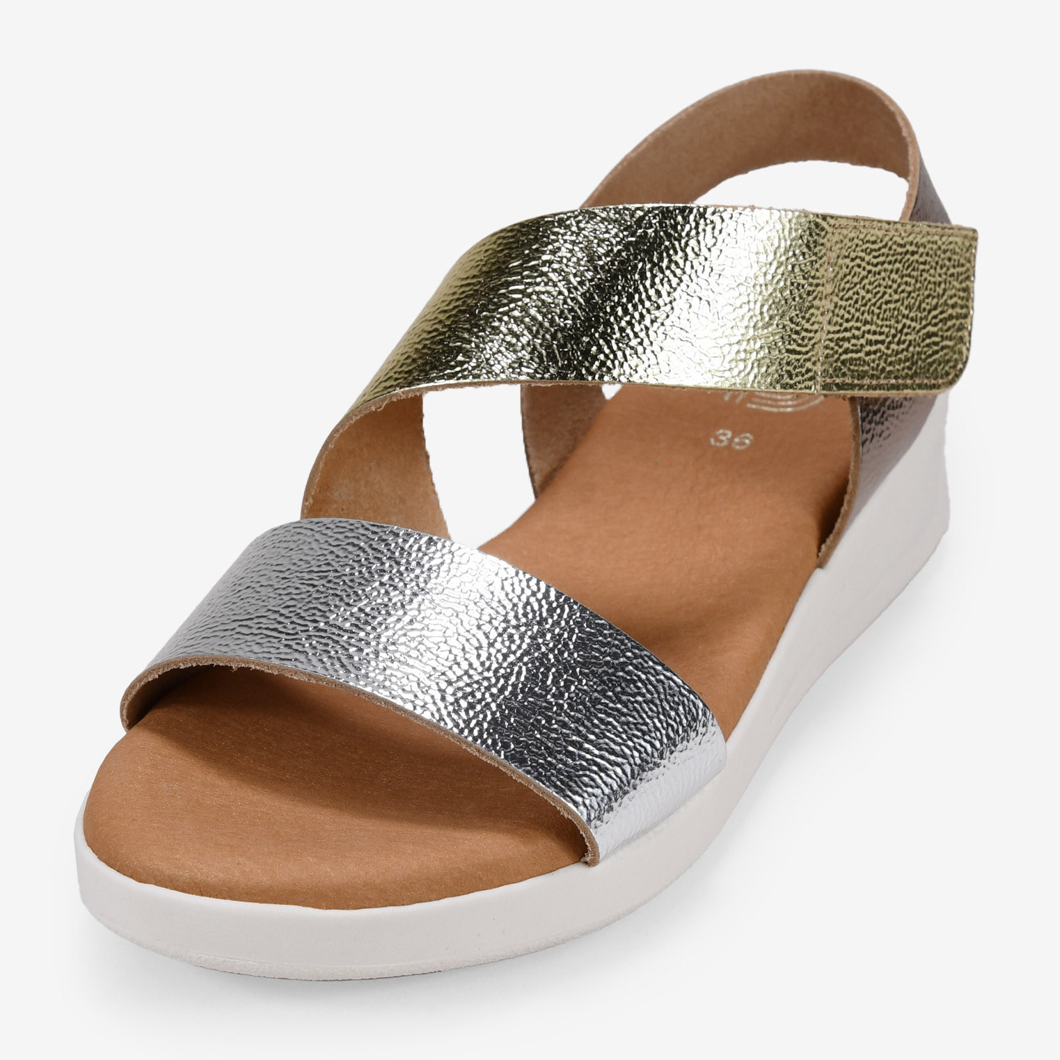 Sandalias de piel metalizadas con cuña