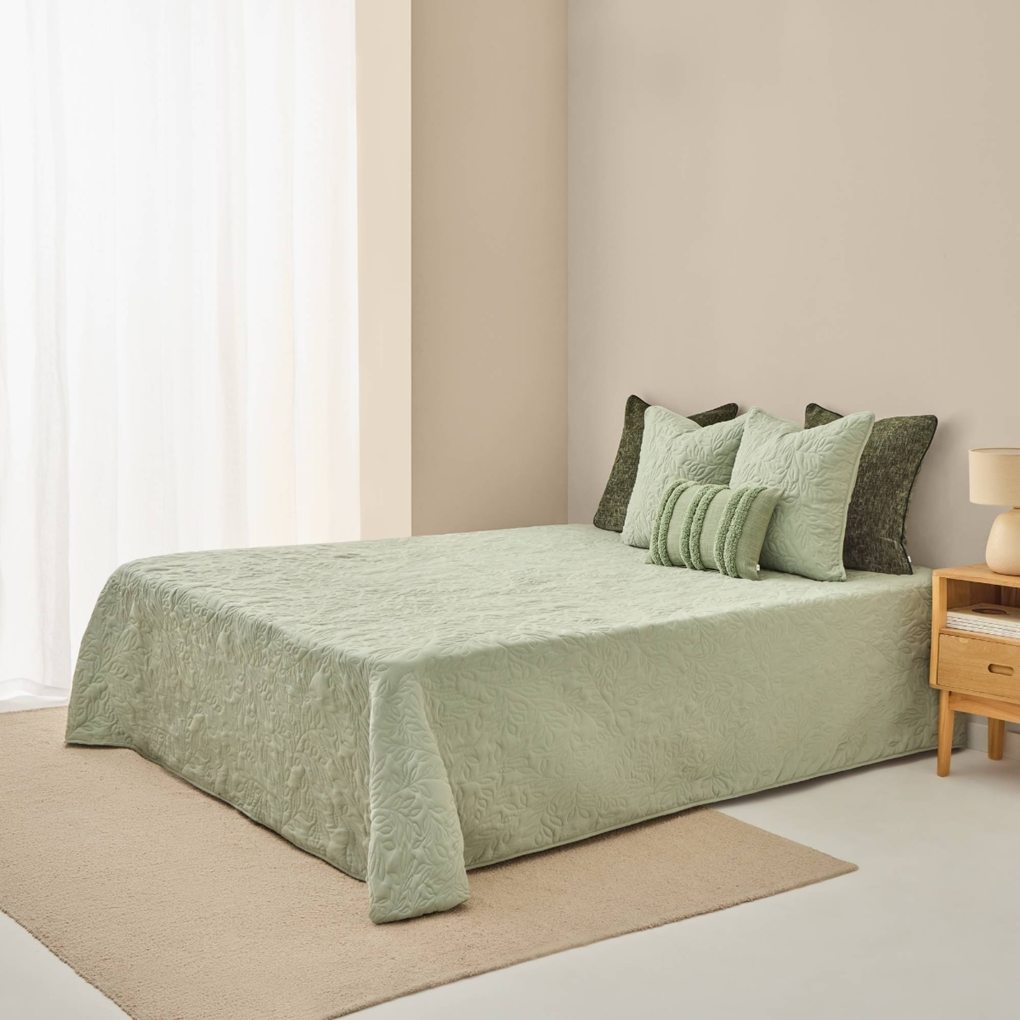 Colcha acolchada con motivos vegetales Rito color verde Poliéster