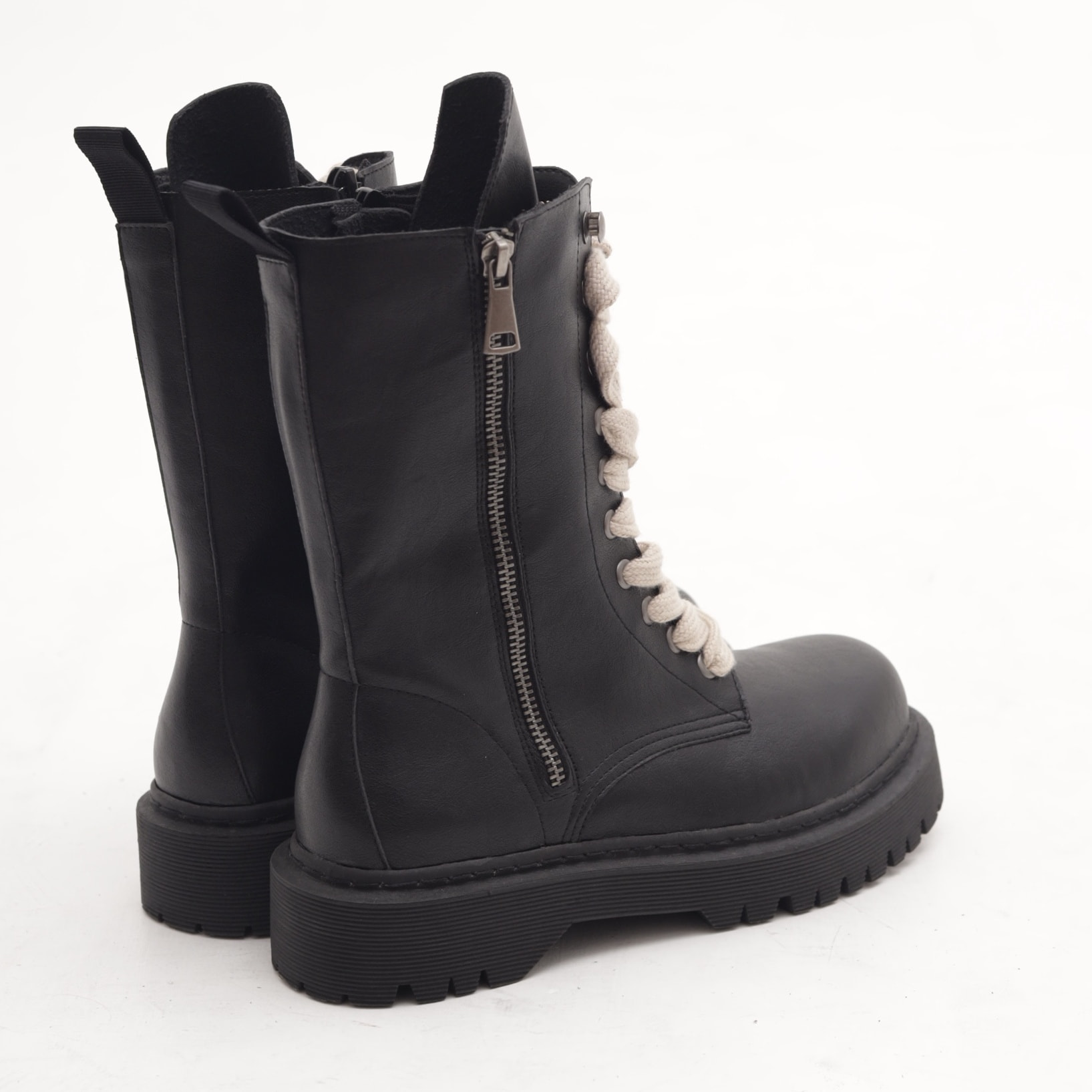 ANFIBIO ALTO CON ZIP NERO