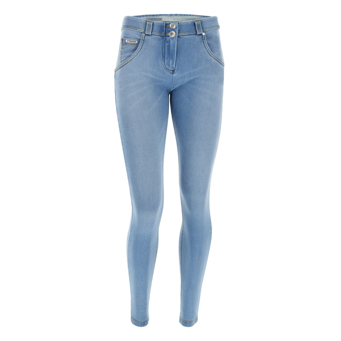 Jeans WR.UP® superskinny in denim navetta ecosostenibile effetto used