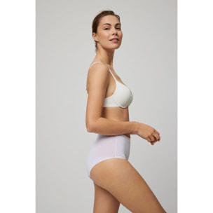 Slip a vita alta adattabili con finiture bianche invisibili