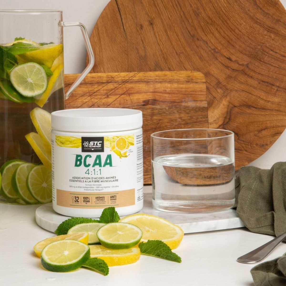STC NUTRITION - BCAA 4 : 1 : 1 - Favorise un meilleur développement musculaire & une meilleure récupération - Résistance à la fatigue - Ratio optimal Leucine, Valine, Isoleucine - 32 doses