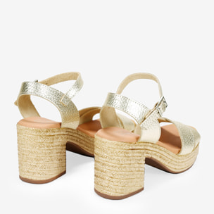 Sandalias de piel doradas con tacón efecto esparto