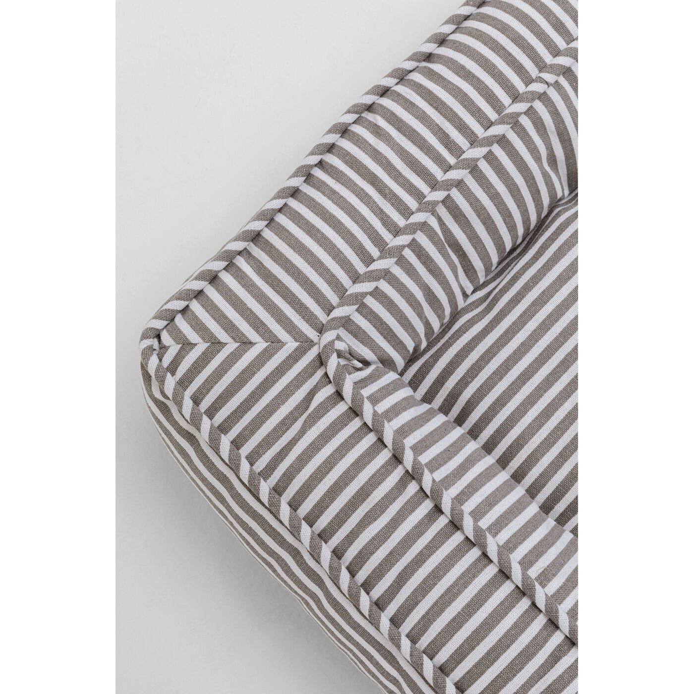 Lit pour animaux rayé gris Kare Design