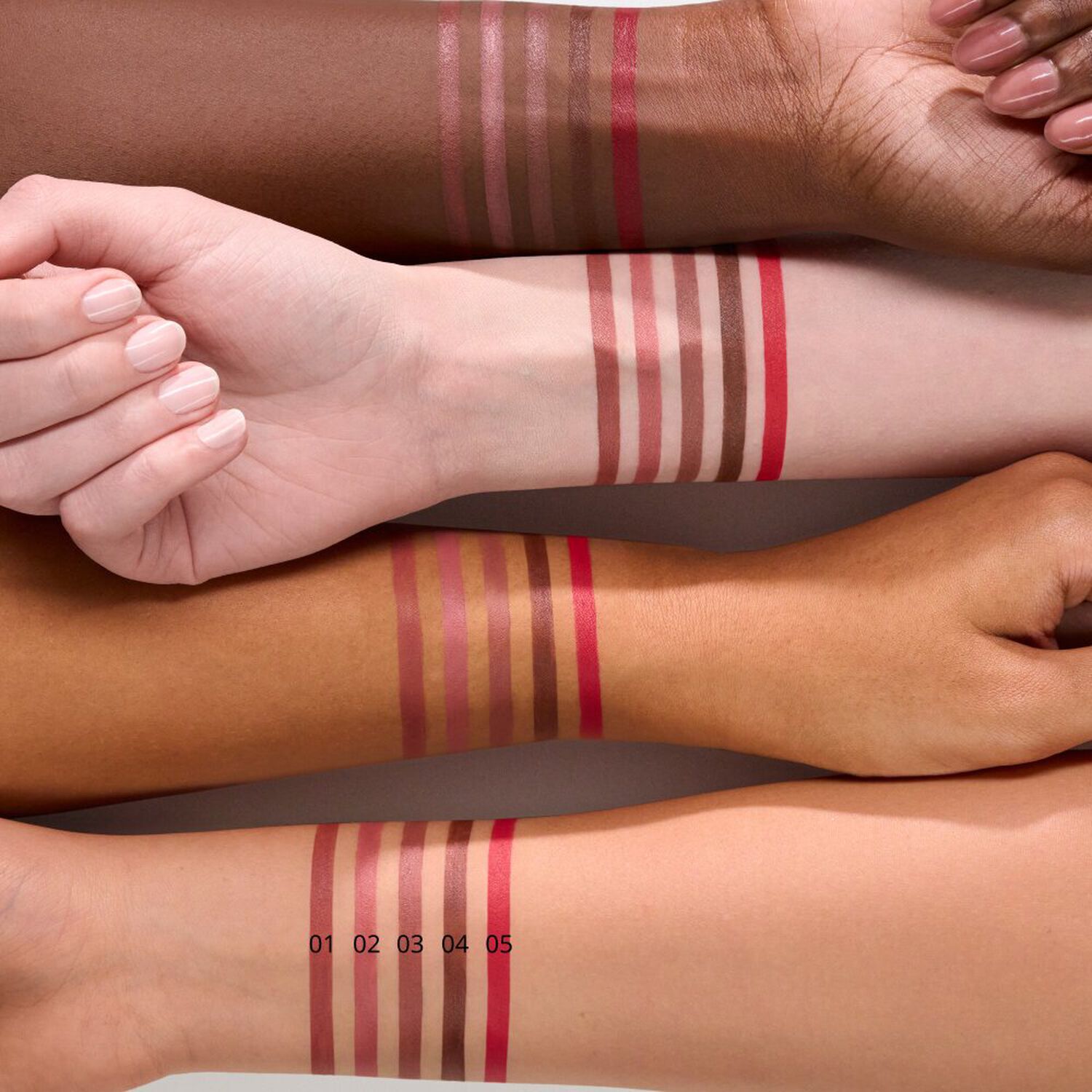 POUTline Soft Glide - Crayon à Lèvres Couvrance Totale