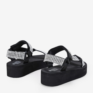 Sandalias deportivas negras con plataforma y brillantes