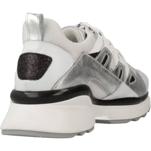 SNEAKERS NERO GIARDINI E010807D