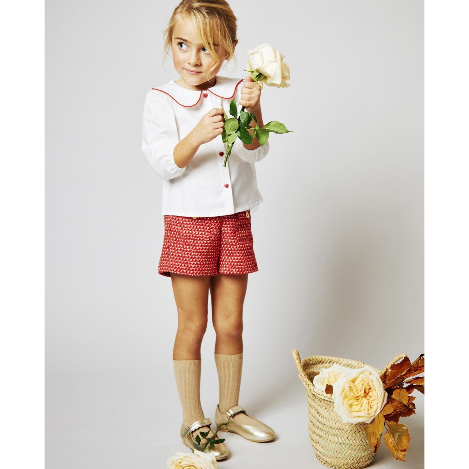 Short chanel con brillo dorado, rojo y blanco