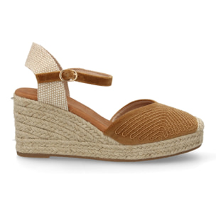 Alpargata valenciana cuña con adornos metálicos para mujer