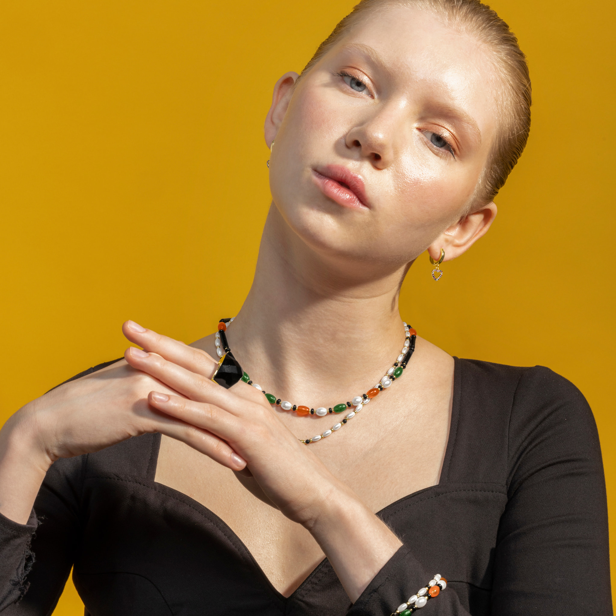 Collar con Perla Blanca acabado oro 18k