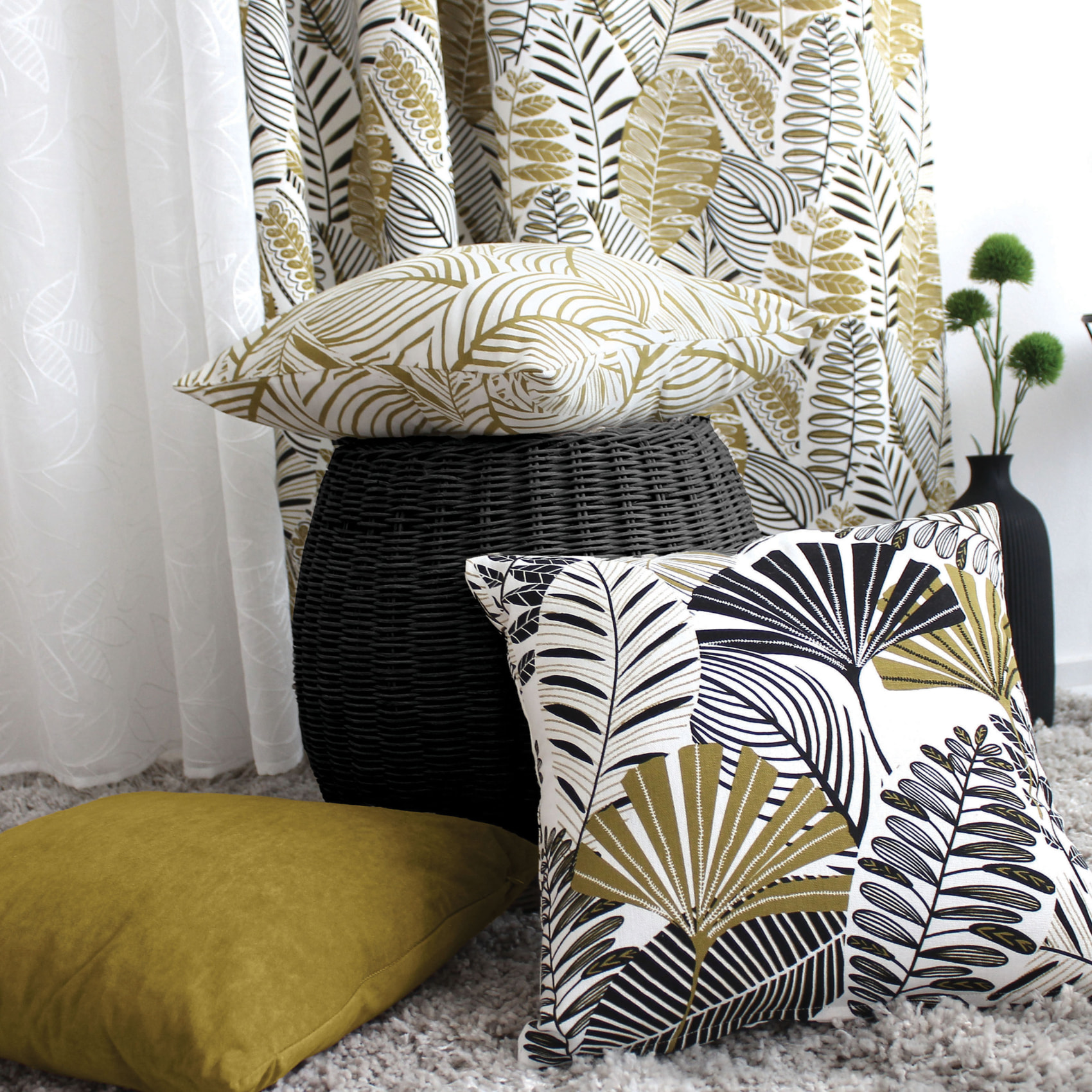 Coussin décoratif feuillage tropical - Bronze