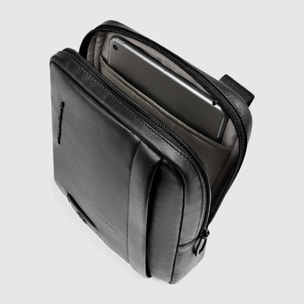 Piquadro Borsello piccolo in pelle porta iPad®mini, schermato con protezione RFID