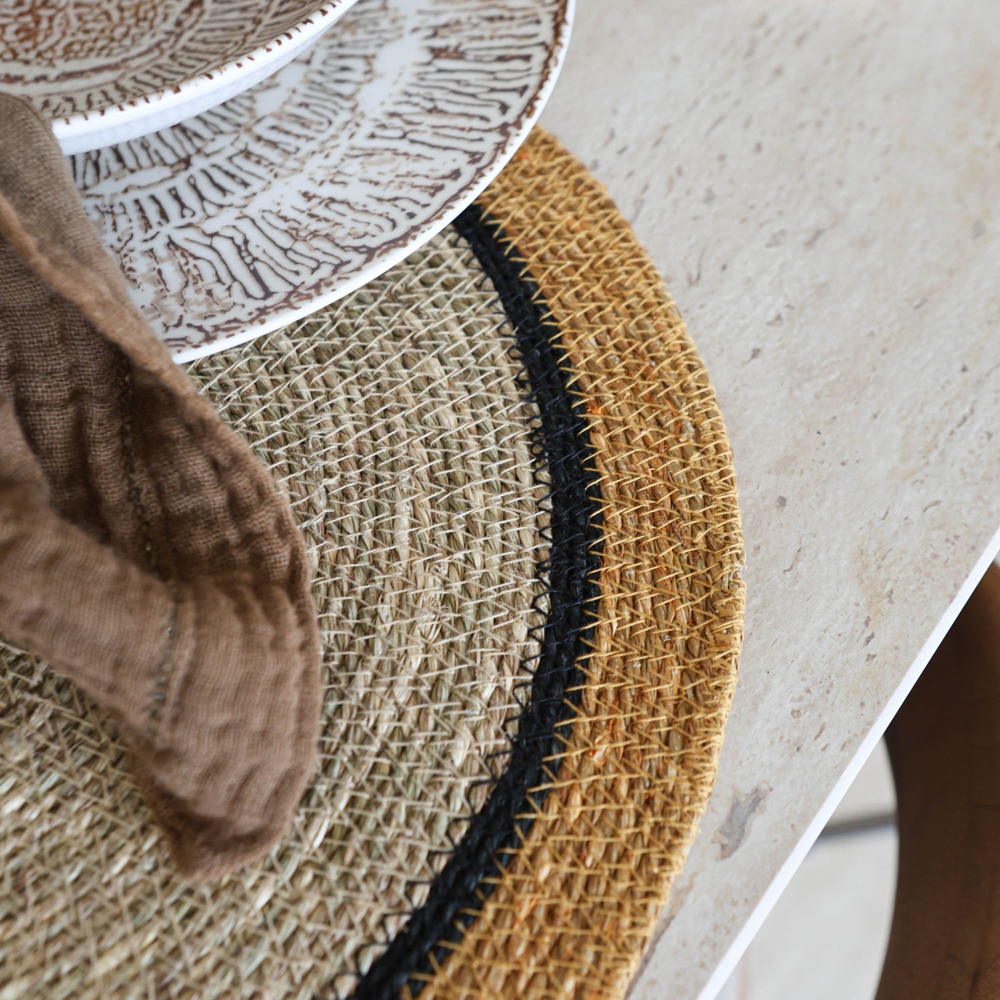 Lot de 6 sets de table en jonc de mer naturel et jaune d38cm IRIS