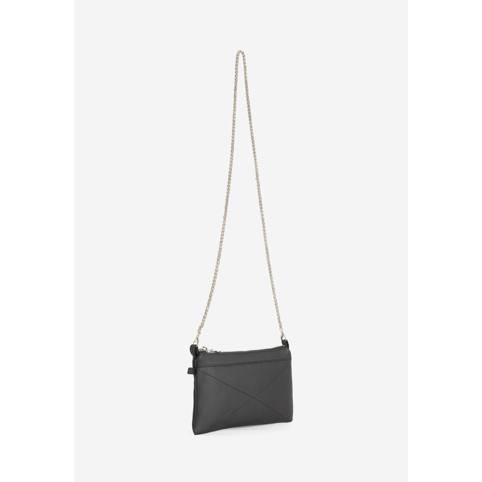 Borsa clutch in similpelle con tracolla in metallo