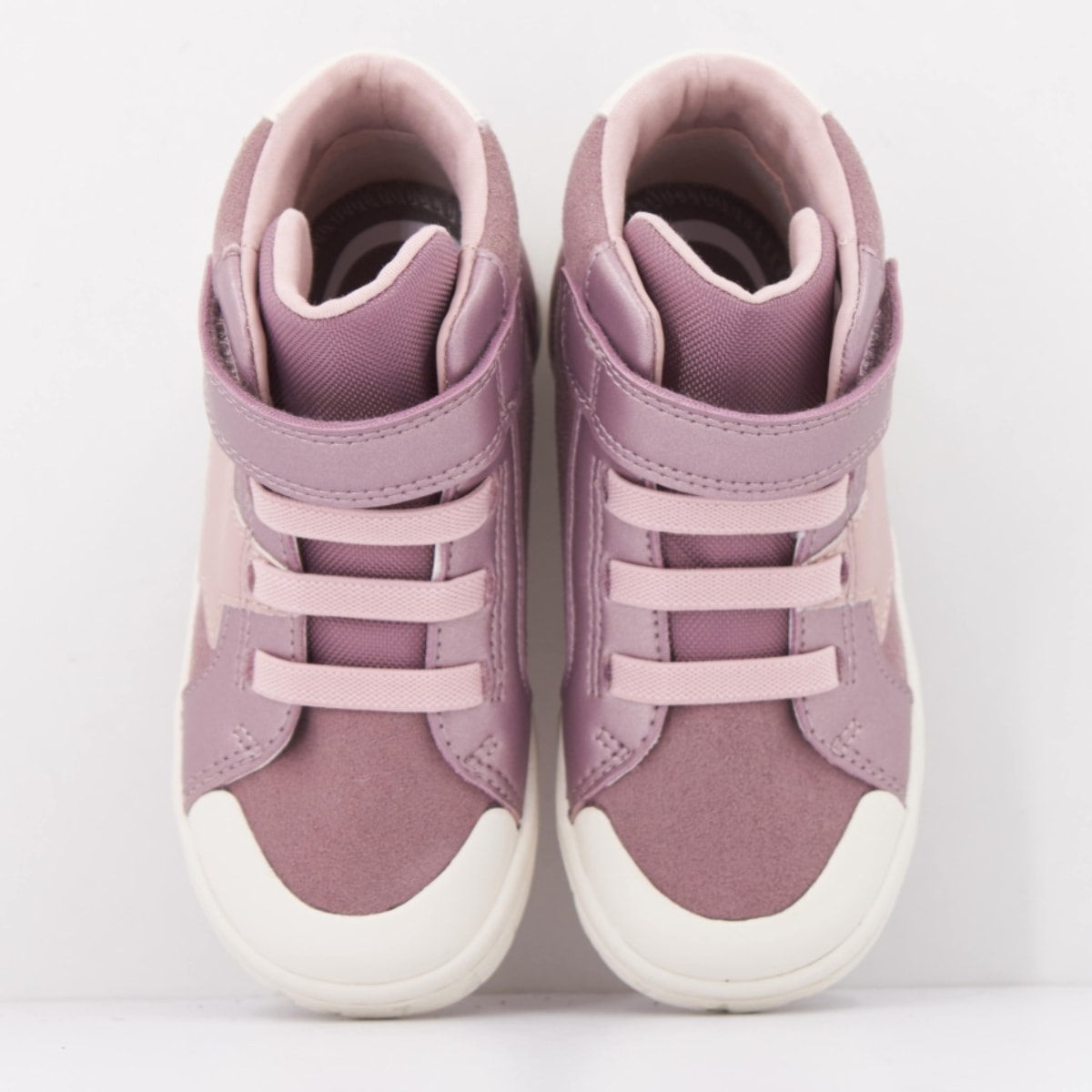 Zapatillas Niña de la marca GEOX  modelo B561MG 0AU54 B GISLI VIOLETA