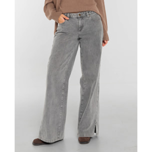 Jeans denim recto con costura delantera de mujer