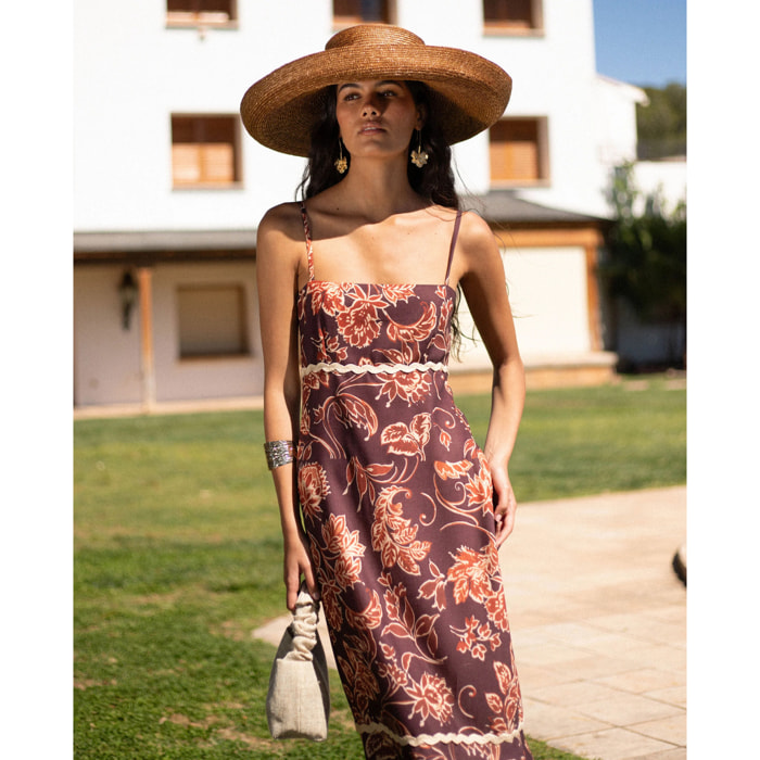 Vestido midi de tirantes con Corte Imperio y Volante