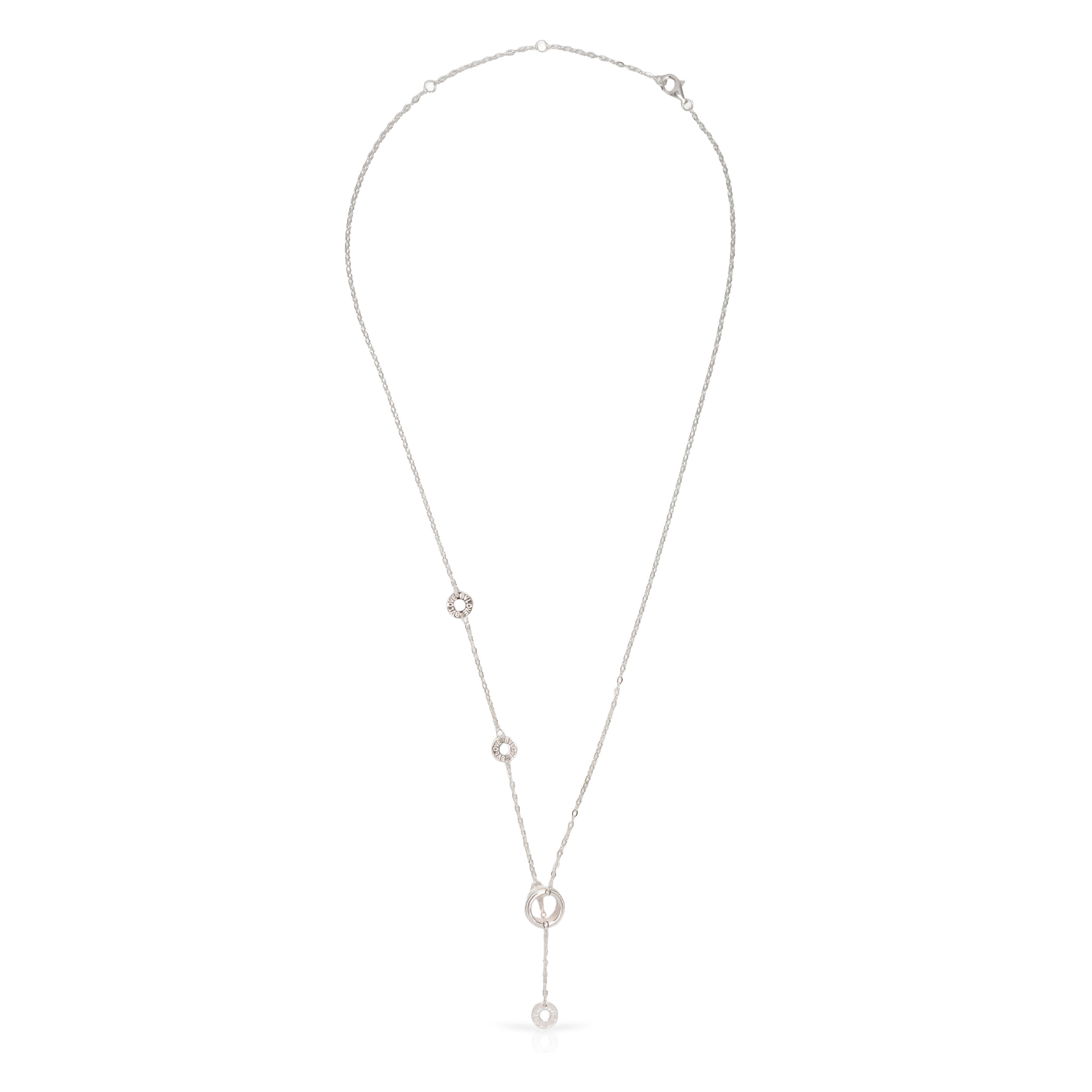 Collar de plata de ley 925 con colgante de anillas con circón y cierre de mosquetón.