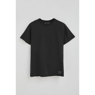 Camiseta Amore negra con parche personalizado Polo Club