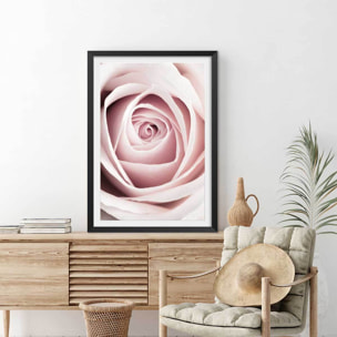 Affiche  coeur de roses Affiche sous cadre noir