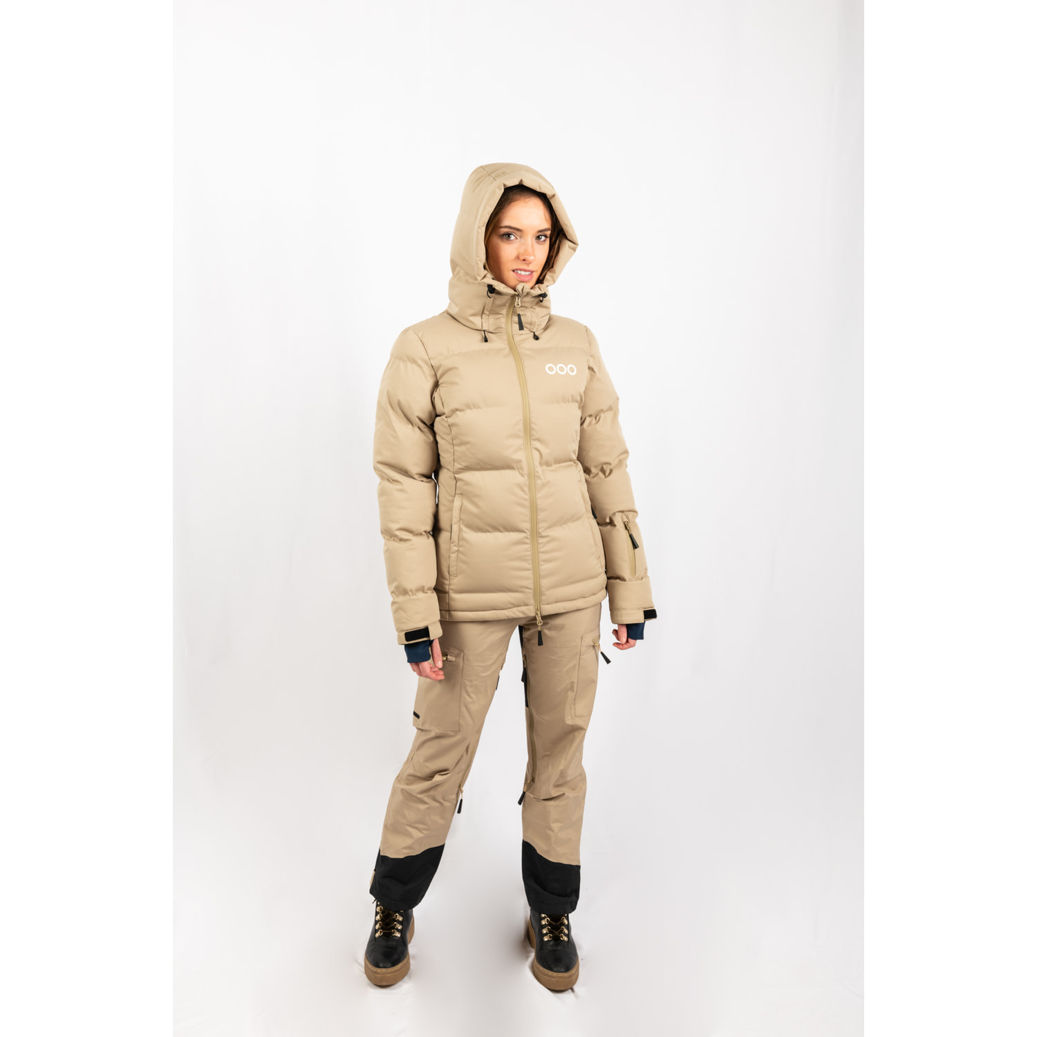 Pantalones ECOExplorer Pants Women dela marca ECOON - Beige