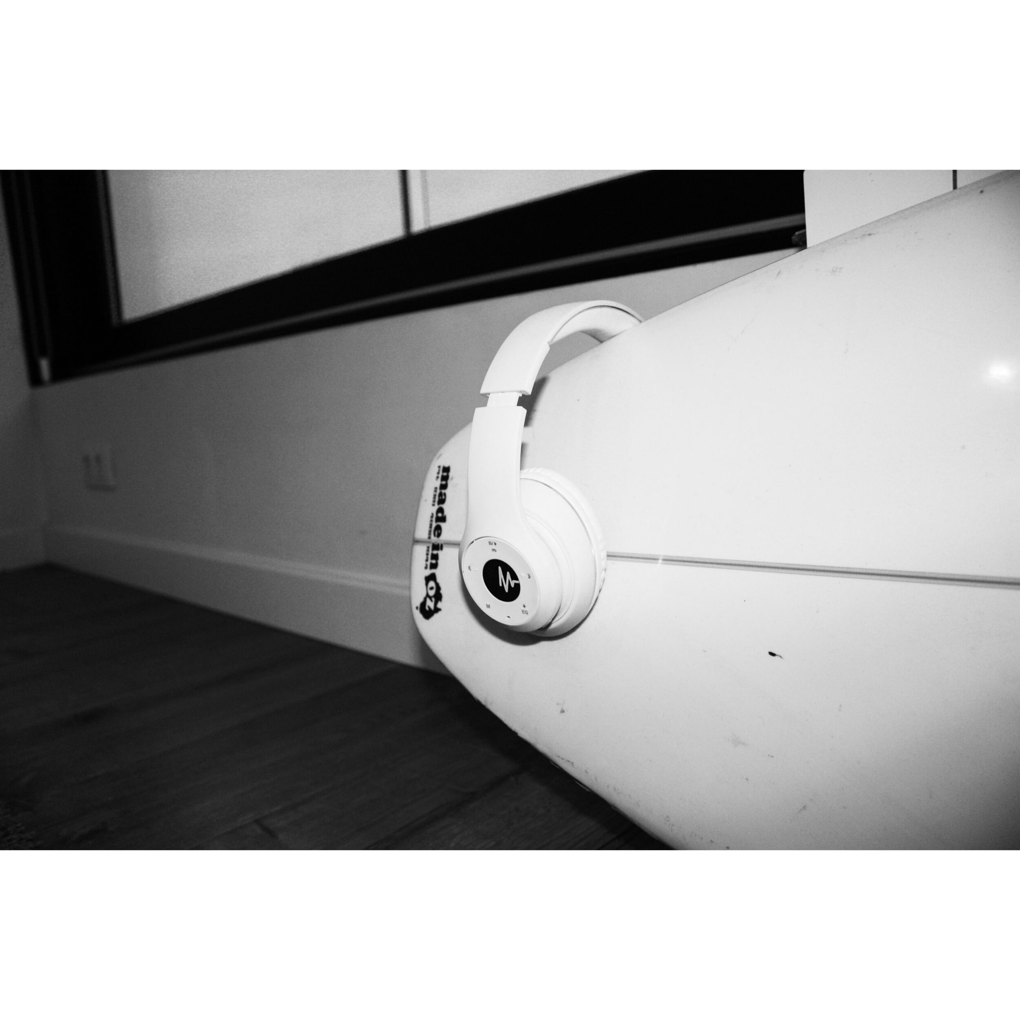 CUFFIE MAGNUSSEN H1 in bianco