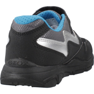 Zapatillas Niño de la marca GEOX  modelo J NEW TORQUE BOY NEGRO