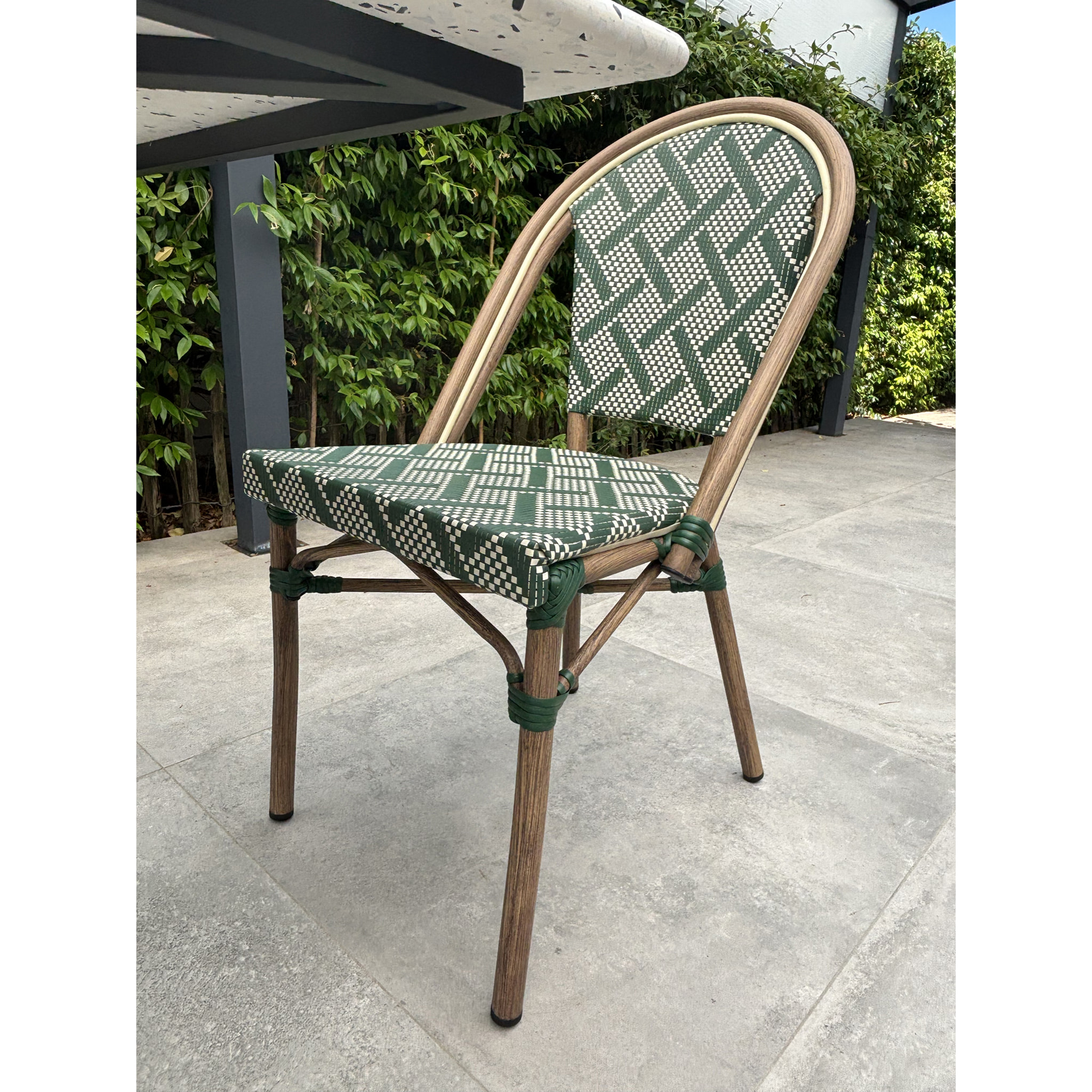 BISTRO - Ensemble repas de jardin 2 places en acier et plateau terrazzo - vert