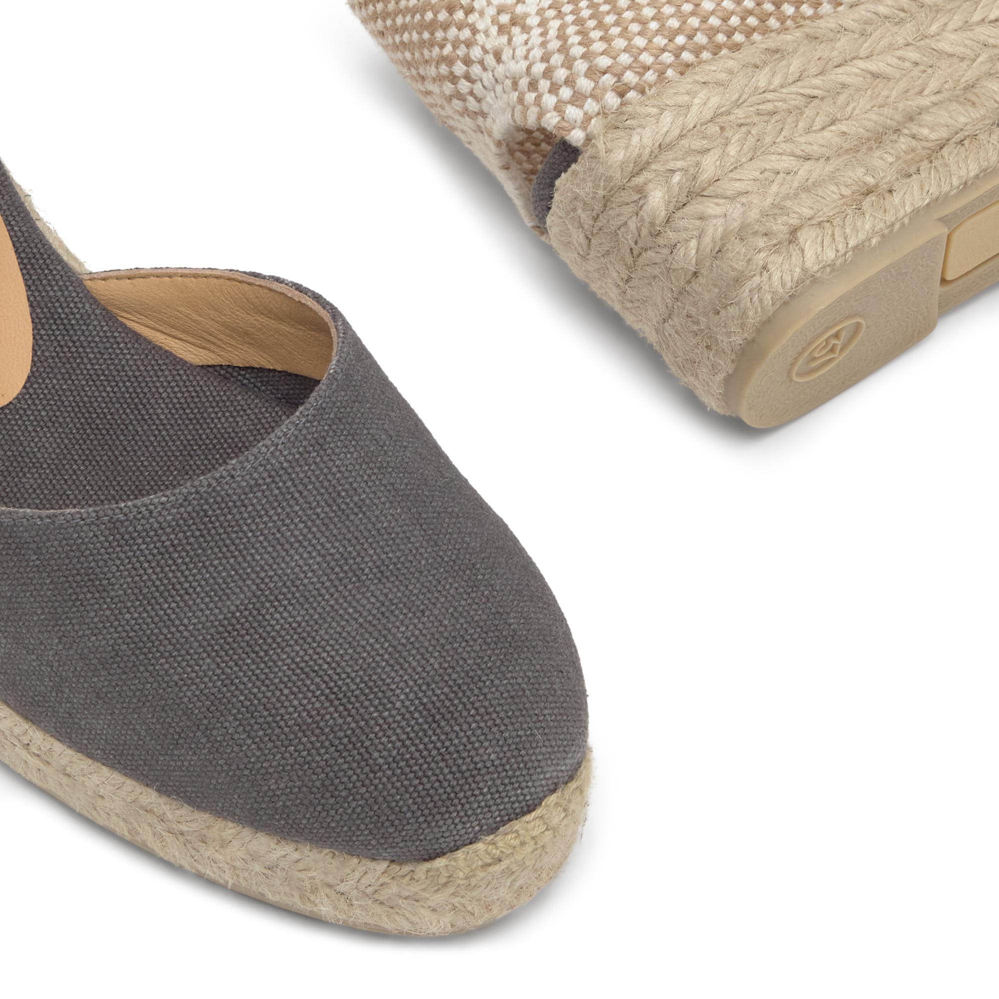 Alpargata de cuña Carol en algodón orgánico lavado con cierre de pulsera