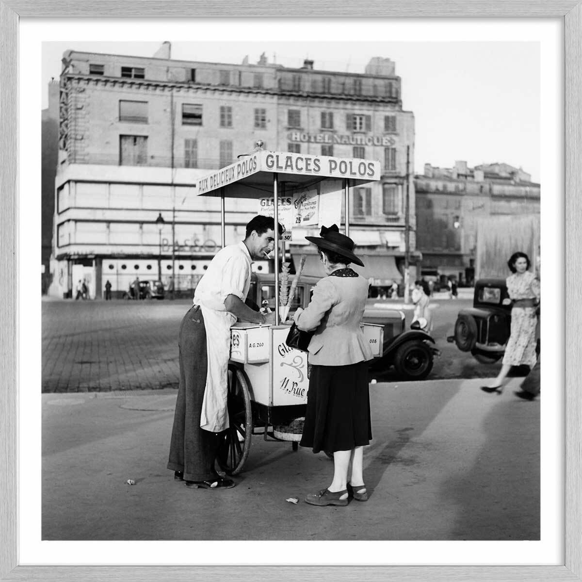 Affiche Marseille - Glaces Polos, Photo 1948 Affiche + cadre en bois - Chêne