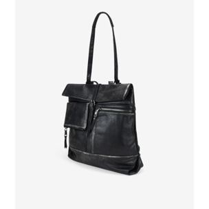 Mochila antirrobo negra con solapa decorativa