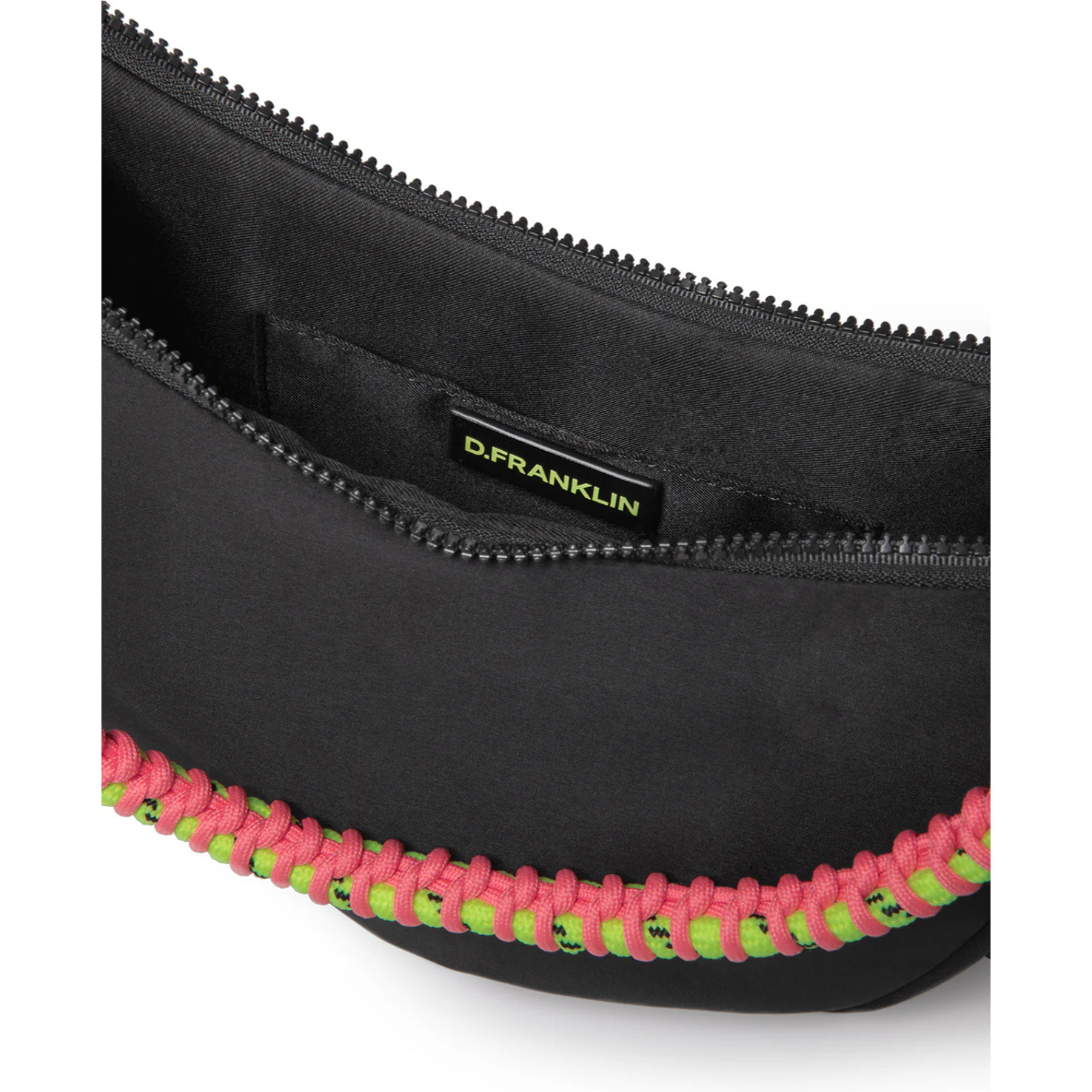 Bolso de Mujer Bomb Round Shoulder Bag en Negro D.Franklin