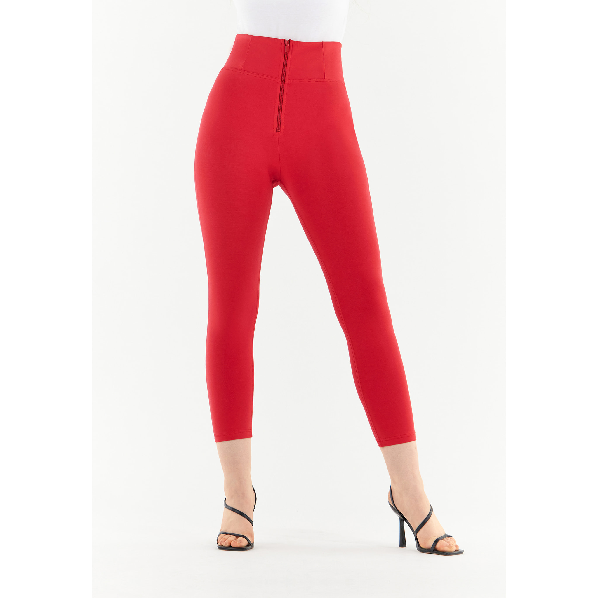 Pantaloni push up WR.UP® 7/8 curvy vita alta con zip