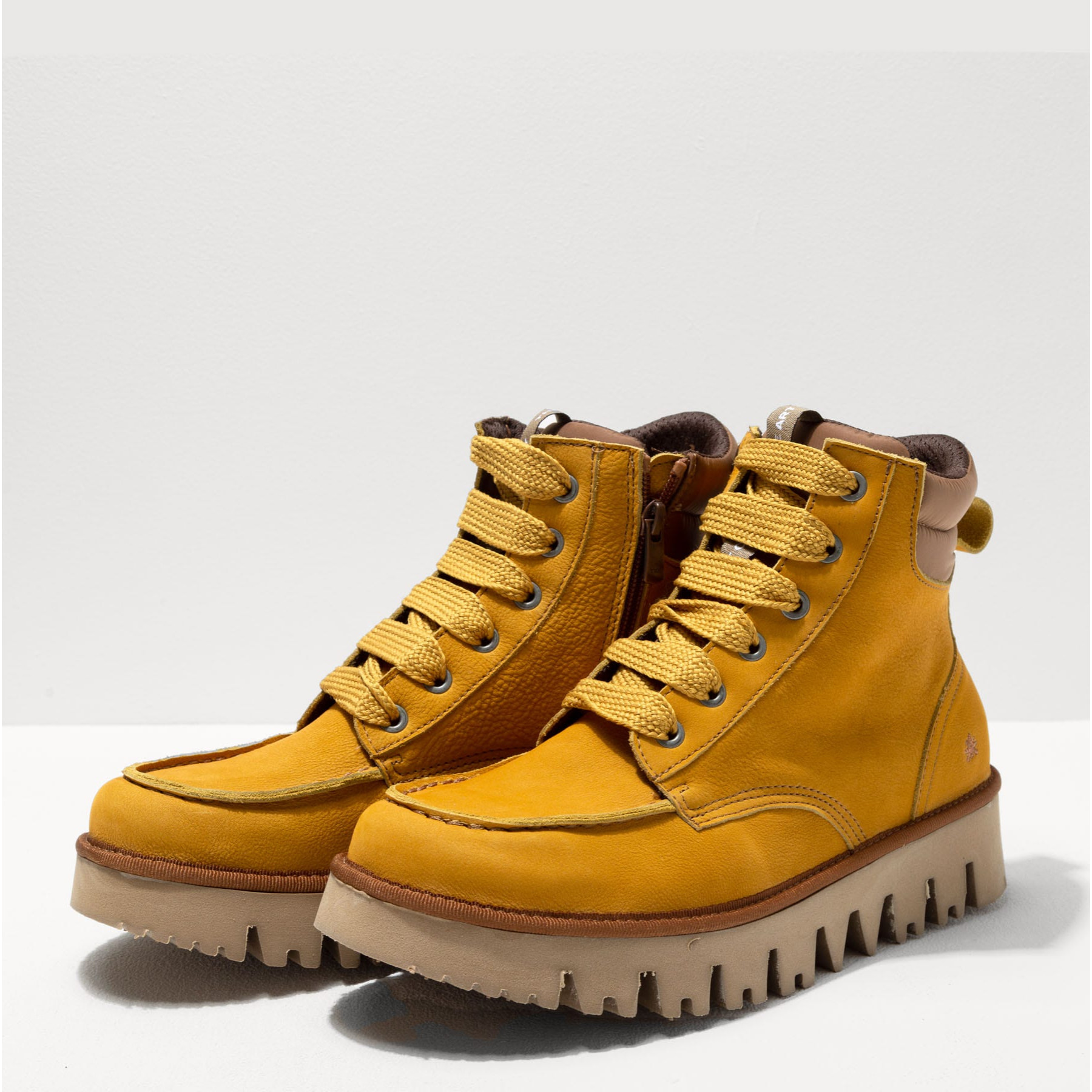 Botines 1803 NOBUCK-W MUSTARD/TRENTO color Mustard