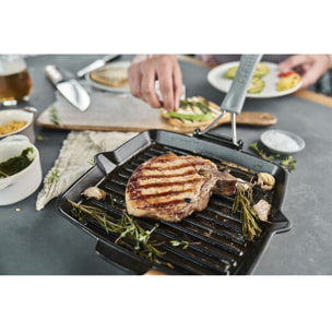 Gril en Fonte Staub, Carré,  24 cm, manche silicone, Noir Mat